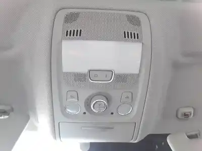 Pezzo di ricambio per auto di seconda mano Luce Interna per AUDI Q5 (8R) 2.0 TDI Advance quattro (130kW) Riferimenti OEM IAM    Pezzo di ricambio per auto di seconda mano Luce Interna per AUDI Q5 (8R) 2.0 TDI Advance quattro (130kW) Riferimenti OEM IAM