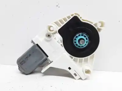 Second-hand car spare part right front window motor for audi q5 (8r) 2.0 tdi advance quattro (130kw) oem iam references 8k0959802b   Second-hand car spare part right front window motor for audi q5 (8r) 2.0 tdi advance quattro (130kw) oem iam references 8k0959802b