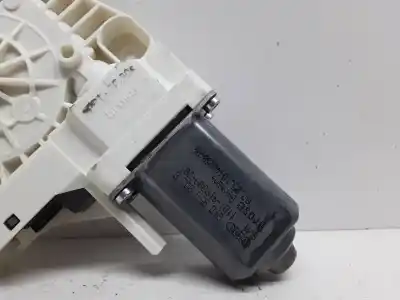 Second-hand car spare part right front window motor for audi q5 (8r) 2.0 tdi advance quattro (130kw) oem iam references 8k0959802b   Second-hand car spare part right front window motor for audi q5 (8r) 2.0 tdi advance quattro (130kw) oem iam references 8k0959802b