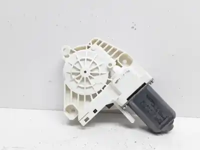 Second-hand car spare part right front window motor for audi q5 (8r) 2.0 tdi advance quattro (130kw) oem iam references 8k0959802b   Second-hand car spare part right front window motor for audi q5 (8r) 2.0 tdi advance quattro (130kw) oem iam references 8k0959802b