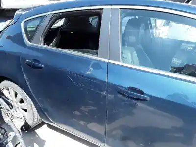 Peça sobressalente para automóvel em segunda mão porta do automóvel traseira direita por opel astra j berlina 5p a17dtr referências oem iam 