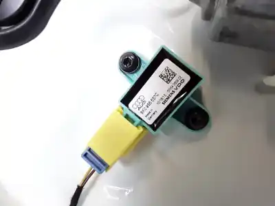 Second-hand car spare part sensor for audi q5 (8r) 2.0 tdi advance quattro (130kw) oem iam references 8k0955557c Second-hand car spare part sensor for audi q5 (8r) 2.0 tdi advance quattro (130kw) oem iam references 8k0955557c