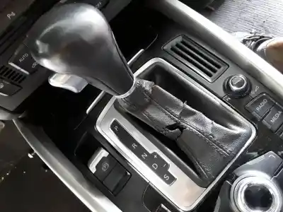 Pezzo di ricambio per auto di seconda mano Leva Del Cambio per AUDI Q5 (8R) 2.0 TDI Advance quattro (130kW) Riferimenti OEM IAM    Pezzo di ricambio per auto di seconda mano Leva Del Cambio per AUDI Q5 (8R) 2.0 TDI Advance quattro (130kW) Riferimenti OEM IAM