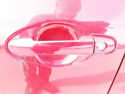 Tweedehands auto-onderdeel buitenste handgreep links voor voor toyota auris (_e15_) 1.4 d-4d (nde150_) oem iam-referenties 