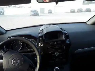 Автозапчастина б/у панель приладів для opel zafira b cosmo посилання на oem iam 