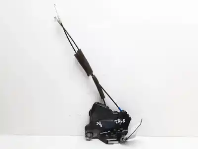 Second-hand car spare part front right door lock for toyota corolla verso (e12) 1.8 linea sol oem iam references 