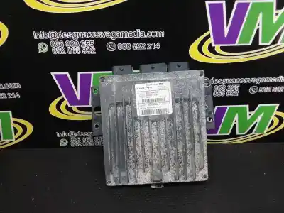Peça sobressalente para automóvel em segunda mão centralina de motor uce por renault clio iii expression referências oem iam 8200399038  