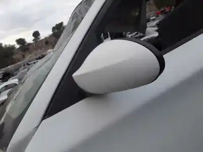 Pezzo di ricambio per auto di seconda mano specchio sinistro per bmw serie 1 berlina (e81/e87) m47t2 riferimenti oem iam 51167268123