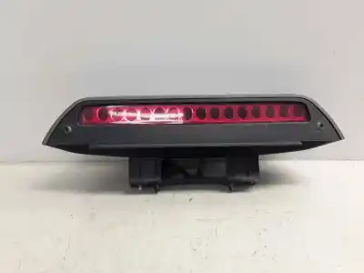 Tweedehands auto-onderdeel centraal remlicht voor daelim carens 2.0 crdi ex monovolumen oem iam-referenties 0k2fb51580