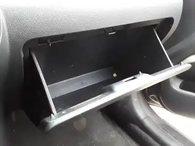Автозапчастина б/у бардачок для fiat stilo (192) 1.9 jtd cat посилання на oem iam 555110f01080  