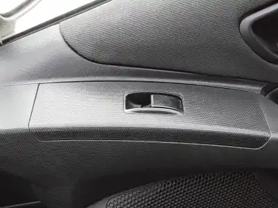 Автозапчастина б/у передній правий віконний вимикач для fiat stilo (192) 1.9 jtd cat посилання на oem iam 