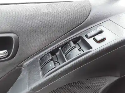 Автозапчастина б/у передні вікний вмикач для fiat stilo (192) 1.9 jtd cat посилання на oem iam 37073c118c04