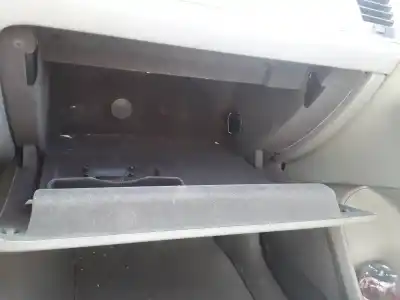 Автозапчасти б/у бардачок за audi q5 (8r) 2.0 tdi (125kw) ссылки oem iam    Автозапчасти б/у бардачок за audi q5 (8r) 2.0 tdi (125kw) ссылки oem iam