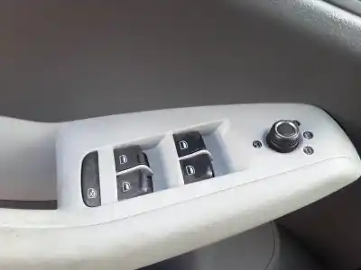 Pièce détachée automobile d'occasion commande de lève vitre avant gauche pour audi q5 (8r) 2.0 tdi (125kw) références oem iam 8r1867171   Pièce détachée automobile d'occasion commande de lève vitre avant gauche pour audi q5 (8r) 2.0 tdi (125kw) références oem iam 8r1867171