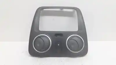 Автозапчастина б/у аераційна решіта для dacia dokker ambiance посилання на oem iam 682606882r  