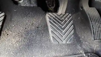 Piesă de schimb auto la mâna a doua pedala de frânã pentru renault megane i coach (da0/1_) 1.6 16v (da0b, da04, da11) referințe oem iam 