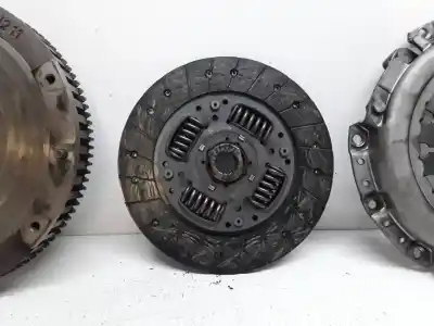 Piesă de schimb auto la mâna a doua kit de ambreiaj pentru renault megane i coach (da0/1_) 1.6 16v (da0b, da04, da11) referințe oem iam 321012710