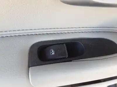 Peça sobressalente para automóvel em segunda mão botão / interruptor elevador vidro traseiro esquerdo por cadillac bls 1.9 d pdf 150 cv / 110 kw referências oem iam 