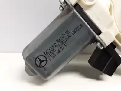 Pièce détachée automobile d'occasion Moteur Lève Vitre Arrière Droite pour MERCEDES-BENZ CLASE A (W169) A 180 CDI (169.007, 169.307) Références OEM IAM A1698282042  