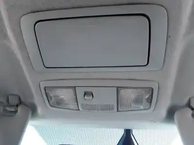 Автозапчастина б/у внутрішне світло для MITSUBISHI OUTLANDER (CW0) 2.0 DI-D Intense Plus Посилання на OEM IAM 8401A009ZZ  