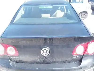 Peça sobressalente para automóvel em segunda mão Porta Da Mala / Tampa Traseira por VOLKSWAGEN PASSAT BERLINA (3C2) 2.0 TDI Referências OEM IAM 3C5827025H  