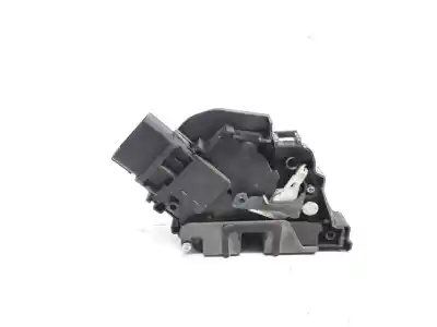 Peça sobressalente para automóvel em segunda mão fechadura da porta dianteira direita por ford focus berlina (cap) ambiente (d) referências oem iam 7m5ar21812aa  