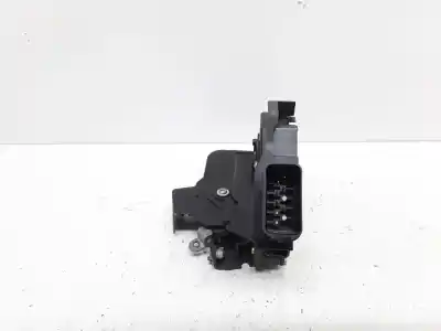 Peça sobressalente para automóvel em segunda mão Fechadura Da Porta Dianteira Direita por FORD FOCUS BERLINA (CAP) Ambiente (D) Referências OEM IAM 7M5AR21812AA  