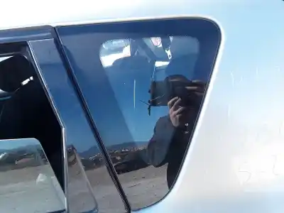 Second-hand car spare part left rear triangle quarter glass for renault scenic iii (jz) 1.5 dynamique oem iam references k9kg8