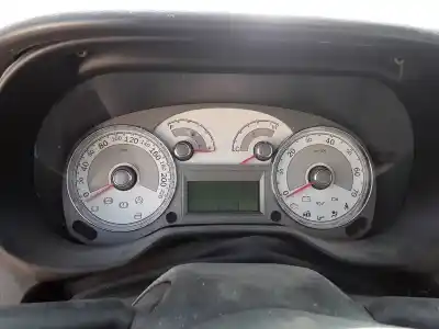 Peça sobressalente para automóvel em segunda mão quadrante por fiat linea (110) activa (110.0/111.0) referências oem iam 51778412