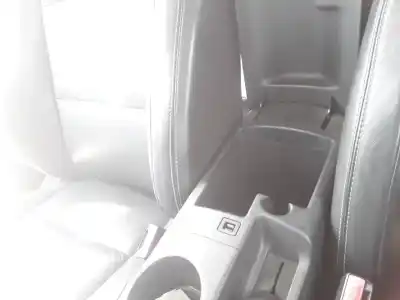 Автозапчасти б/у центральный подлокотник за fiat doblo cargo (223) 1.9 jtd sx furg. panorama ссылки oem iam p13149a77000
