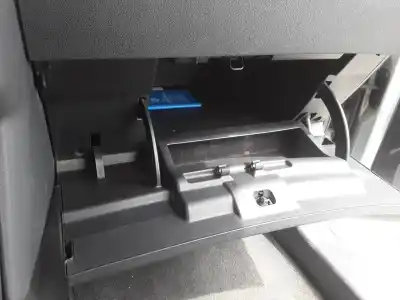 Автозапчасти б/у бардачок за fiat doblo cargo (223) 1.9 jtd sx furg. panorama ссылки oem iam 68520jd900