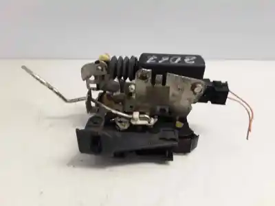 Peça sobressalente para automóvel em segunda mão fechadura da porta dianteira direita por dacia sandero stepway referências oem iam 8200735224  