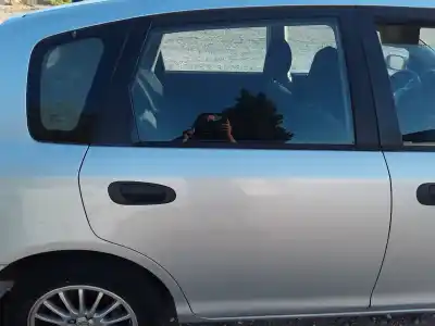 Tweedehands auto-onderdeel deur rechts achter voor honda civic berlina 3 (ep1/2) 1.4i s oem iam-referenties 67510s6de02zz