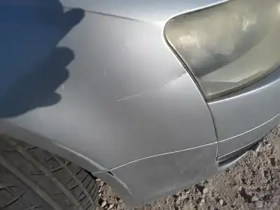 Pezzo di ricambio per auto di seconda mano PARAFANGO ANTERIORE DESTRO per RENAULT MEGANE I CLASSIC (LA0/1_)  Riferimenti OEM IAM 4F0821104A  