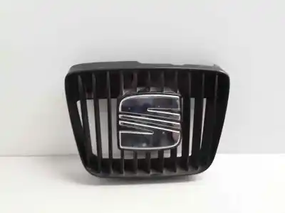 Автозапчастина б/у передня решіта для SEAT IBIZA (6K1) Select Посилання на OEM IAM 6K0853654D  