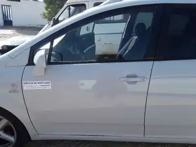 İkinci el araba yedek parçası  için TOYOTA COROLLA VERSO (R1)  OEM IAM referansları 670020F010  