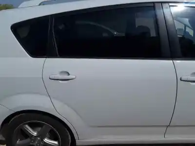 İkinci el araba yedek parçası  için TOYOTA COROLLA VERSO (R1)  OEM IAM referansları 670030F010  