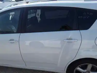 İkinci el araba yedek parçası  için TOYOTA COROLLA VERSO (R1)  OEM IAM referansları 670040F010  