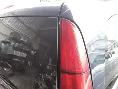 Pezzo di ricambio per auto di seconda mano Luce Di Coda Interna Destra per CLASE C VITO W639 BASIC. COMBI 111 CDI Compacto 639.601 Riferimenti OEM IAM WDF63970313107519  