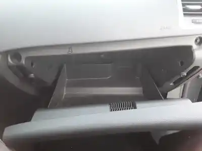 Second-hand car spare part glove compartment for corsa astra j sports tourer selective oem iam references w0lpd5e60fg125916  