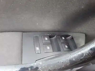 Автозапчастина б/у передні вікний вмикач для CORSA ASTRA J SPORTS TOURER Selective Посилання на OEM IAM 13408458  
