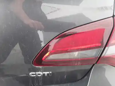 Автозапчасти б/у внутренний правый задний фонарь за CORSA ASTRA J SPORTS TOURER Selective ссылки OEM IAM W0LPD5E60FG125916  