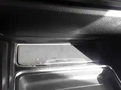 Автозапчасти б/у  за MERCEDES-BENZ SERIE 3  ссылки OEM IAM 8P0857951  