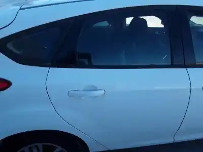 Peça sobressalente para automóvel em segunda mão porta do automóvel traseira direita por ford focus turn cb8 trend referências oem iam 1505762