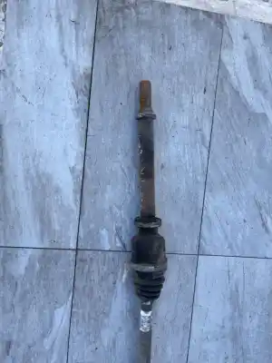 Second-hand car spare part front right transmission for renault clio iii exception oem iam references 8200499586  