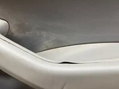 Автозапчасти б/у обивка передней правой двери за audi q5 (8r) 2.0 tdi (125kw) ссылки oem iam 8r1867106   Автозапчасти б/у обивка передней правой двери за audi q5 (8r) 2.0 tdi (125kw) ссылки oem iam 8r1867106