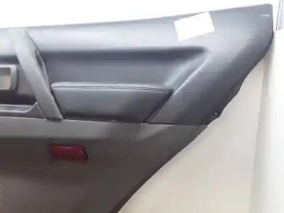 Peça sobressalente para automóvel em segunda mão Forra / Revestimento Da Porta Traseira Direita por GALLOPER MONTERO 3.2 DID Intense 5ptas. Referências OEM IAM 3911566  