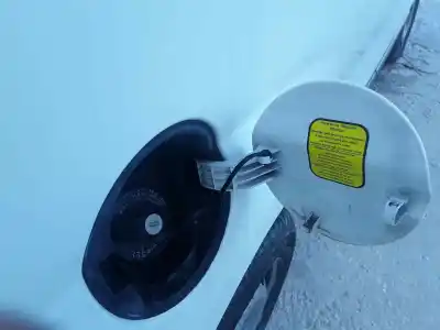 Peça sobressalente para automóvel em segunda mão tampa de combustível externa por peugeot bipper básico referências oem iam 