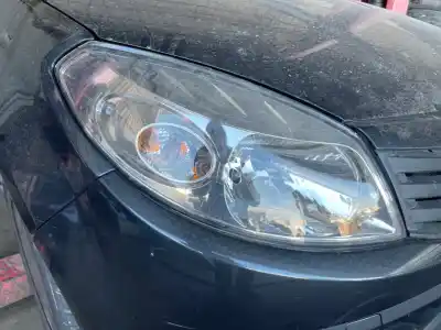 Tweedehands auto-onderdeel RECHTS KOPLAMP voor DACIA SANDERO  OEM IAM-referenties   