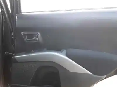 Автозапчастина б/у обликка задніх правіх дверей для mitsubishi outlander (cw0) 2.0 di-d invite посилання на oem iam 
